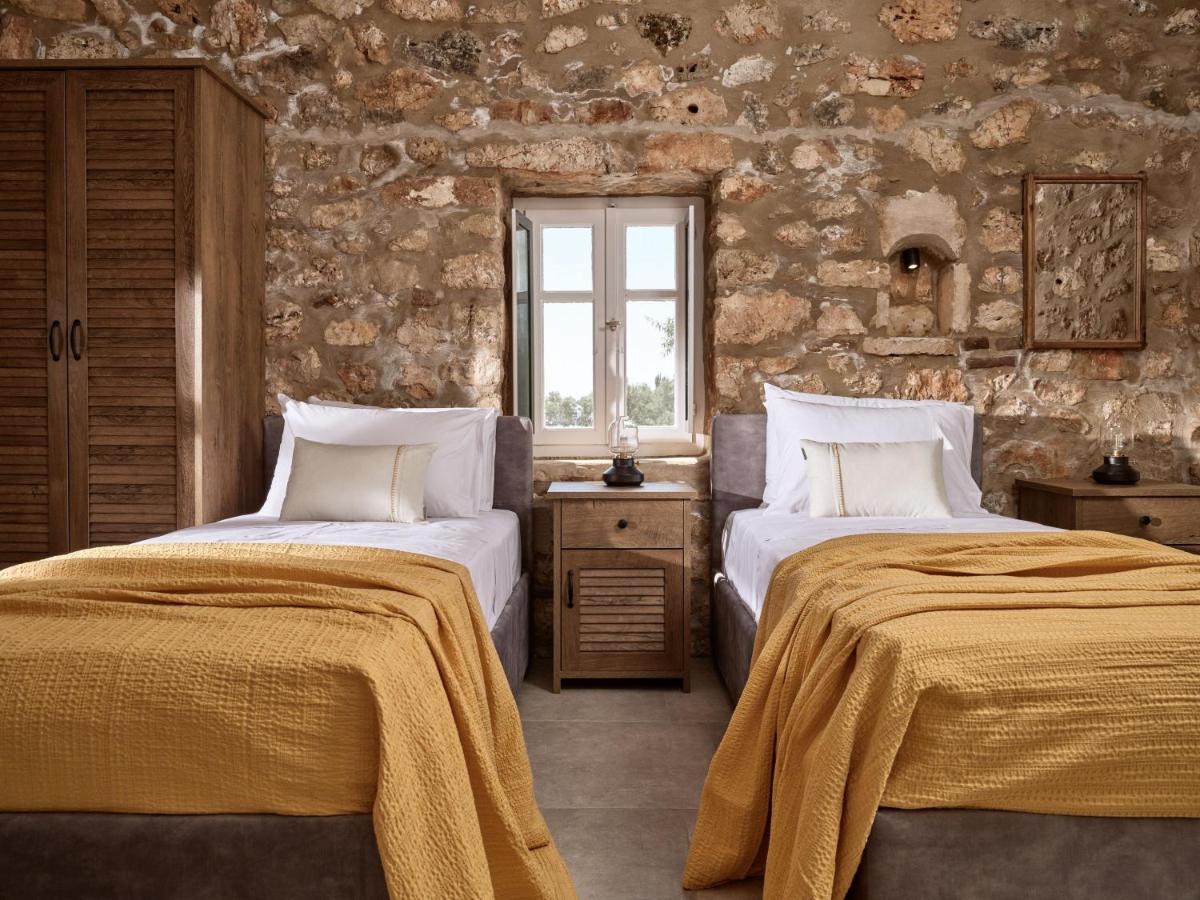 Dounias Village - Traditional Architecture & Modern Luxury Koríthion